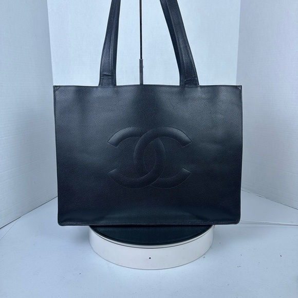 CHANEL CC JUMBO XL LOGO CAVIAR SHOPPER TOTE BAG EUC - Picture 4 of 14